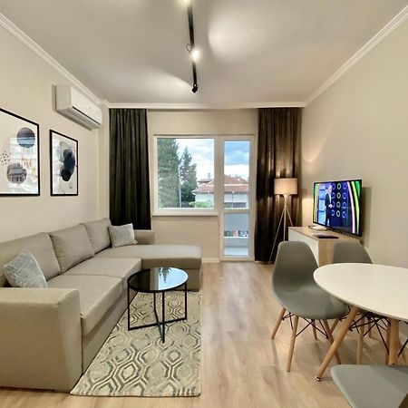 Stylish Top Centre Apartment For 4 Guests スタラ・ザゴラ エクステリア 写真